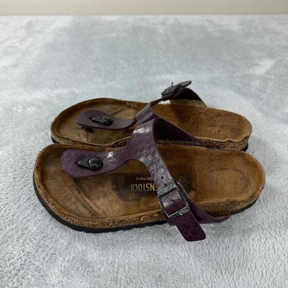 Birkenstock Gizeh Patent Leather Purple Thong Sandals Women’s Size 38 EU - Picture 8 of 10